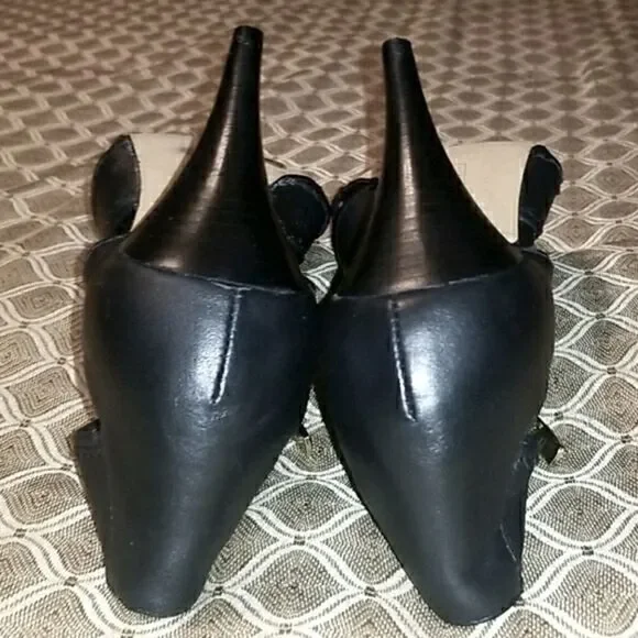 Ladies Designer Leather Shoes by Vince Camuto - Picture 5 of 16